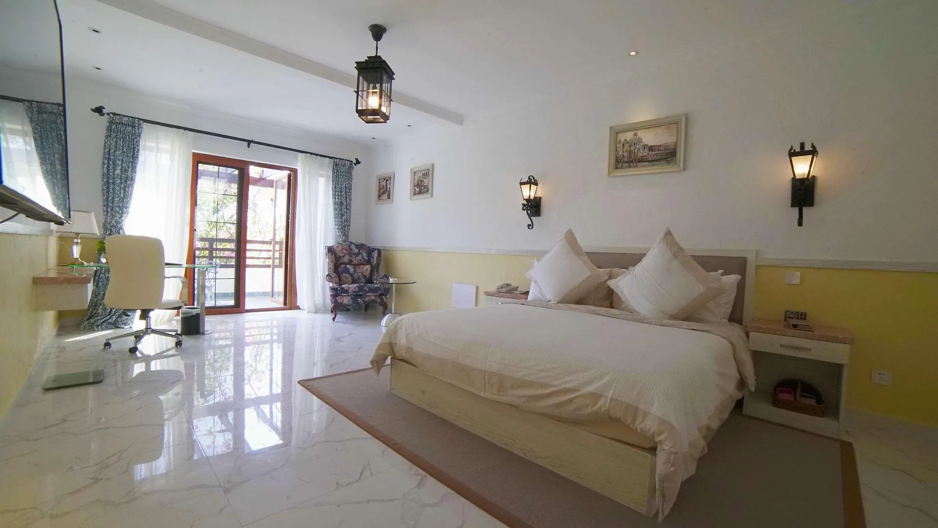 Best Western Premier International Resort Hotel Санья