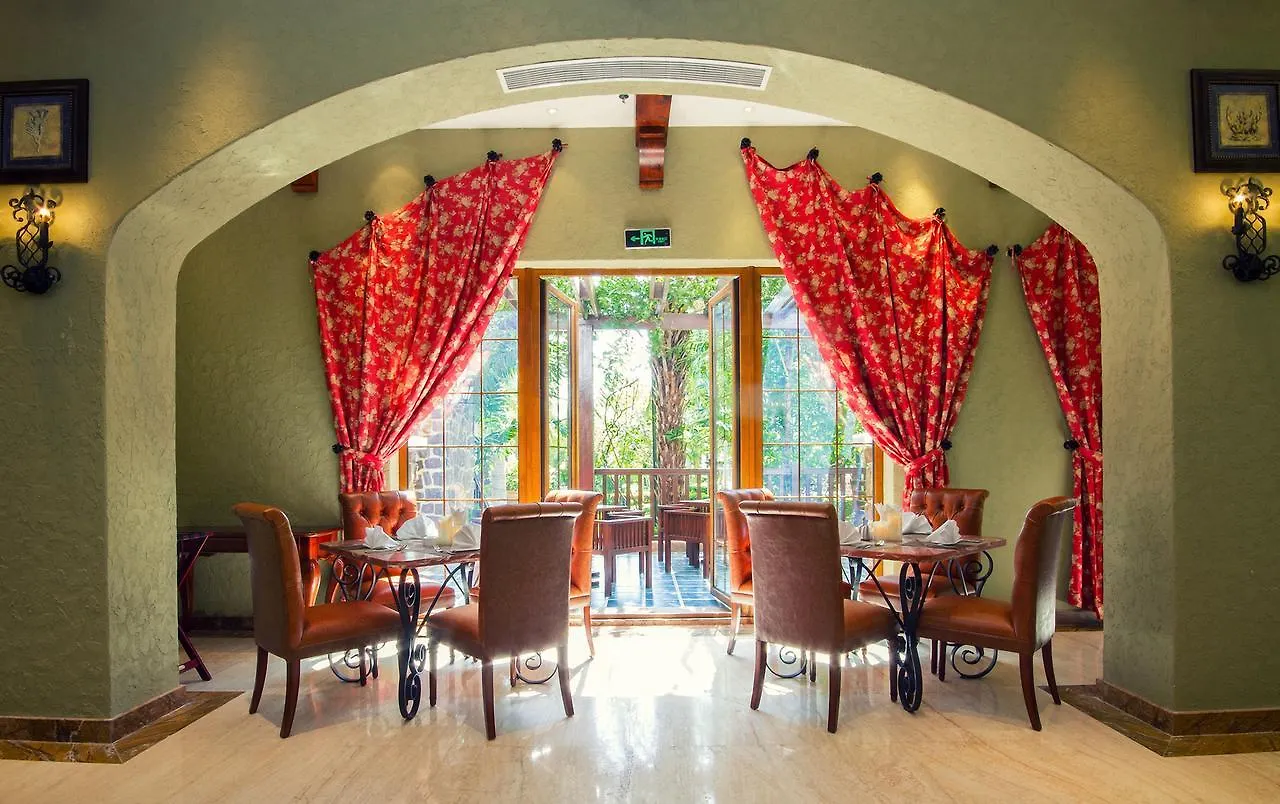 Best Western Premier International Resort Hotel Санья 5*,  Китай