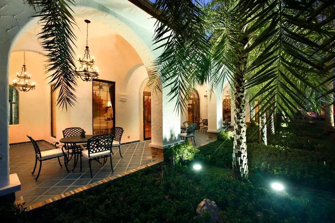 Best Western Premier International Resort Hotel Sanya Çin
